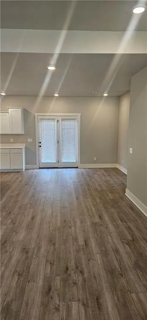 Nice Home in Farmington Close to Schools — Photo 3