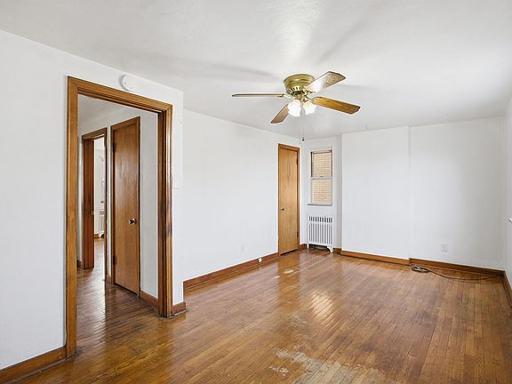 3rd image of 2106 West St Floor 2