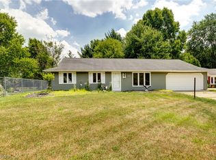 20255 Birchwood Ln, Strongsville, OH
