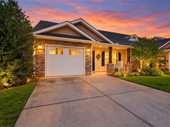 47 Hillsborough Dr, Anderson, SC 29621