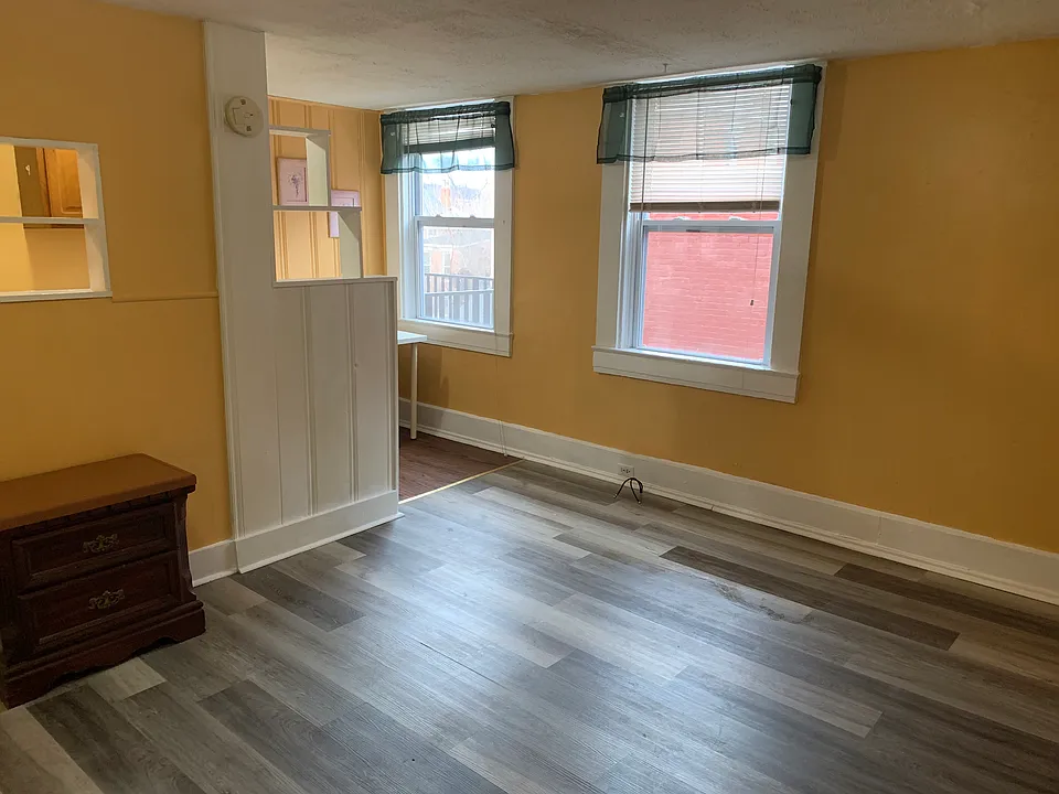 1109 Banklick St #2-R