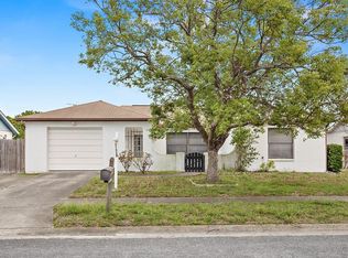 1238 Calamondin Dr, Holiday, FL 34691