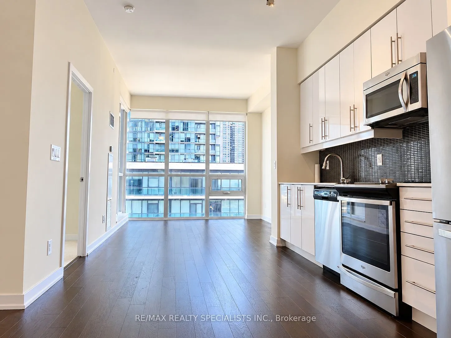 2 bed, $2,250 — Photo 3