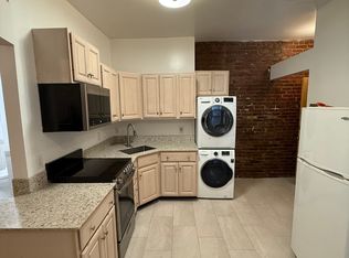 89 Prince St APT 1R, Boston, MA 02113