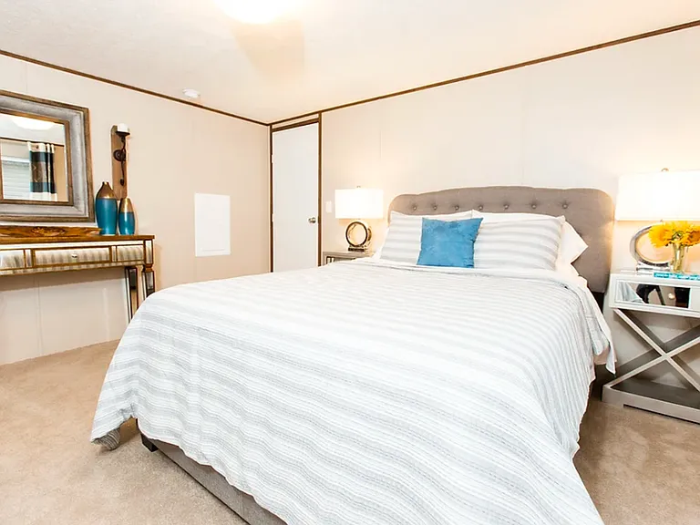21727 Woodburn Rd #4B — Photo 6