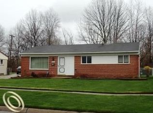 6687 Gloria St, Romulus, MI 48174