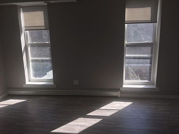 3rd image of 354 E 134th St APT 1