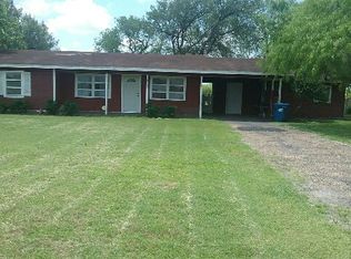 612 Meadowbrook Rd, Bishop, TX 78343