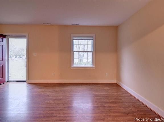 5th image of 403 London Company Way