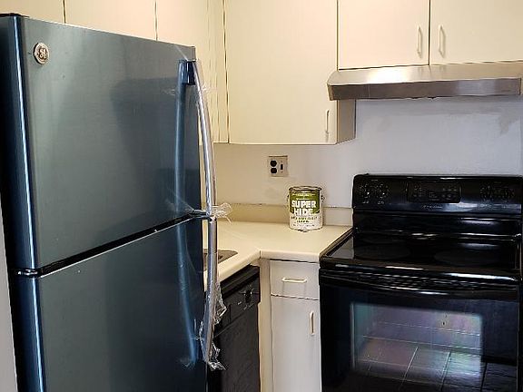 4th image of 2540 Shore Blvd APT 11P