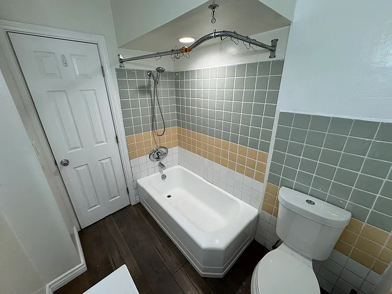 6302 Denny Ave — Photo 9