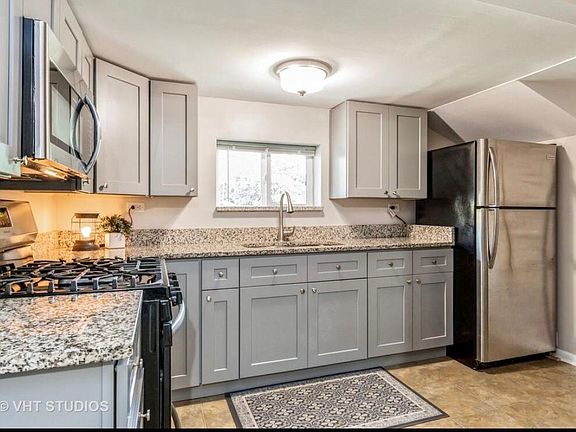 2nd image of 21 W Franklin Ave #1