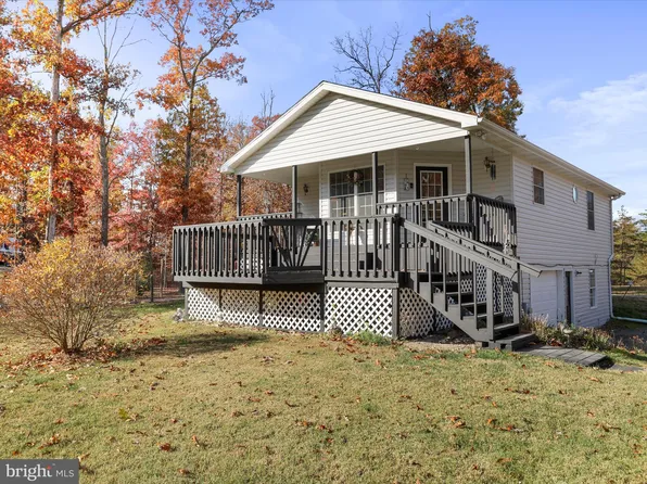 1110 Aspen Dr, Bunker Hill, WV 25413