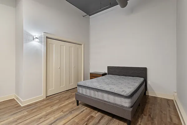 321 S Salina St #203 — Photo 15