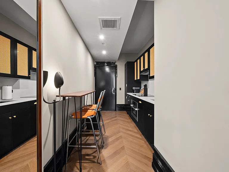 185 Chrystie St #1001 — Photo 7
