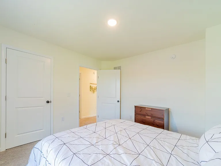 674 N Bedford St — Photo 16