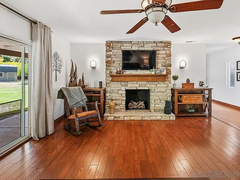 15404 Nawa Ct — Photo 9