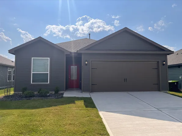 8237 Ravalli St, Ponder, TX 76259