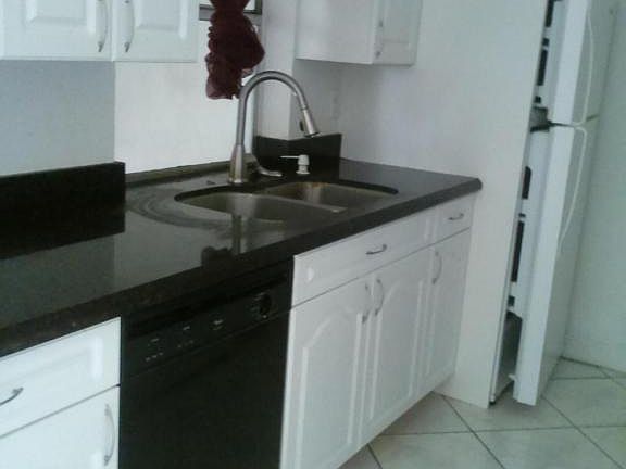 3rd image of 4221 NW 19th St APT 276