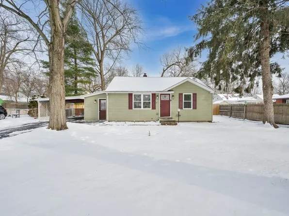 45 Georgetown St, Springfield, MA 01104