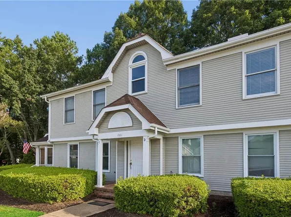 601 Bridge Xing APT D, Yorktown, VA 23692