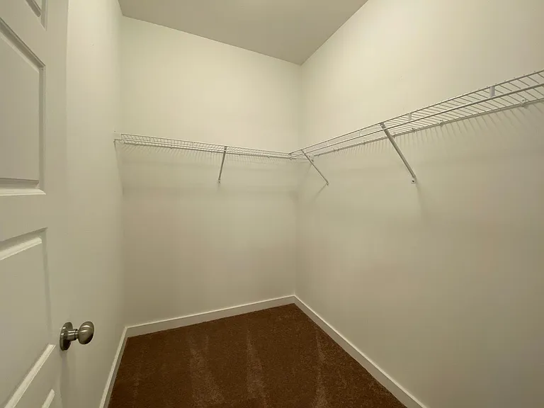 7937 Saint James Dr — Photo 21