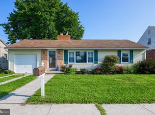 207 W Walnut St, Cleona, PA 17042