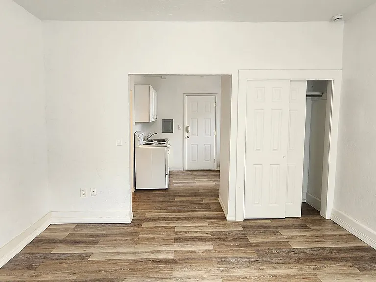 Natalie Apartments! — Photo 6