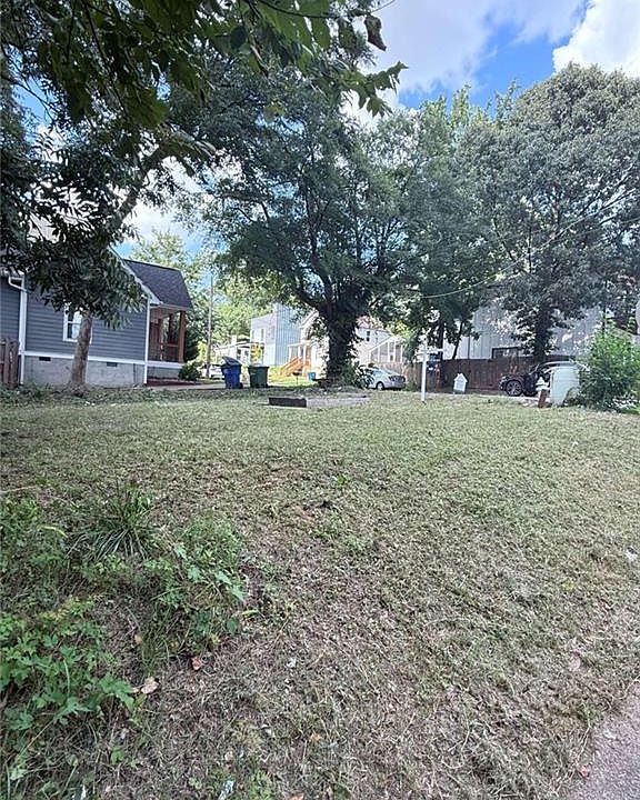 2nd image of 977 Smith St SW