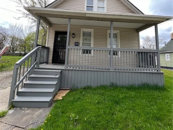 3562 Kimmel Rd, Cleveland, OH 44105