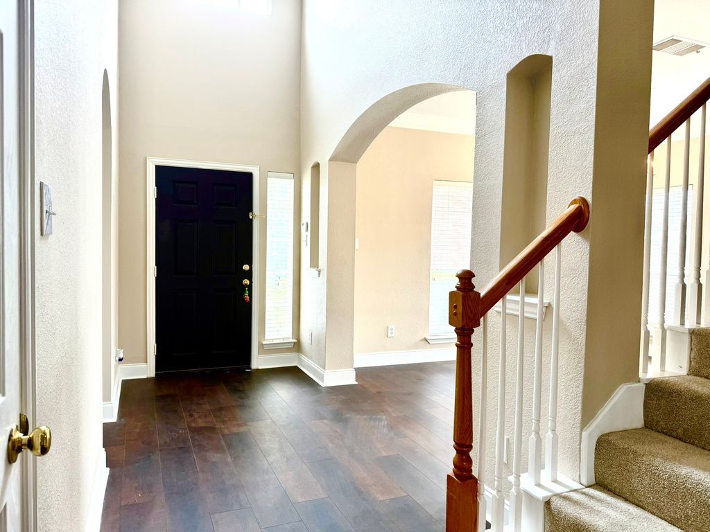 8300 Charleston St, Irving, TX - View 4