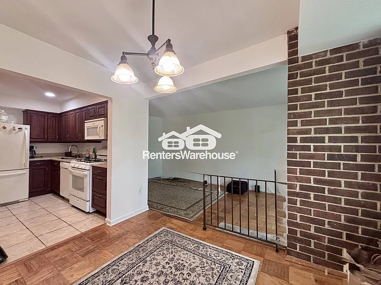 9820 Georgia Ave #303 — Photo 4