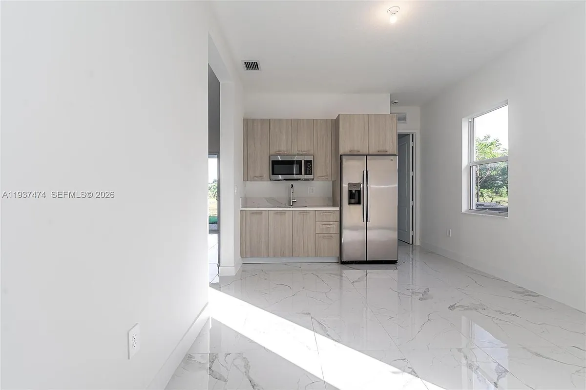 Building Photo - 12289 SW 43rd St #0