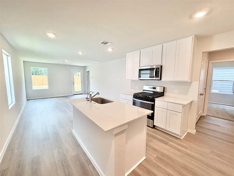 11627 Ruffian Dr — Photo 3