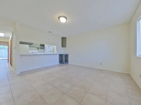 211 Tooke St APT C, Fort Walton Beach, FL 32547
