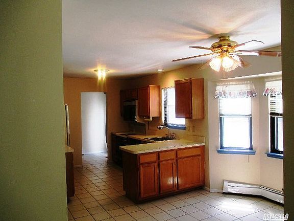 5th image of 12 Sampson Ave