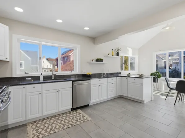 15 S Fairview St #3, Roslindale, MA 02131