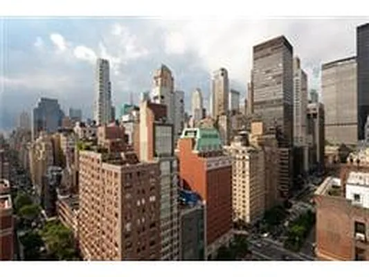 Rented by Douglas Elliman | media 26