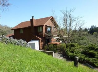 884 Watson Rd, Ukiah, CA 95482