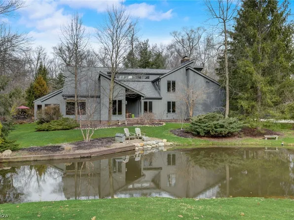 8970 Galloway Trl, Novelty, OH 44072