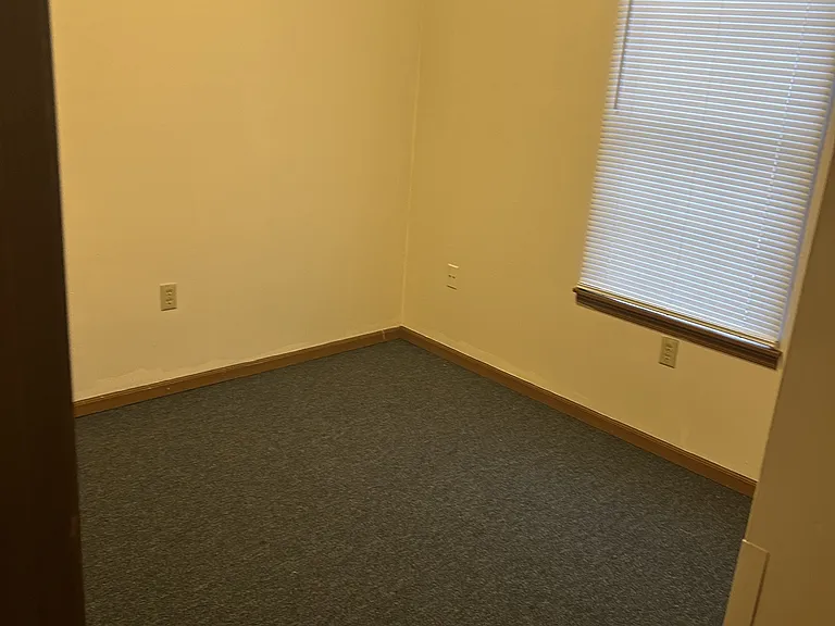 2062 Bradley Ct — Photo 9