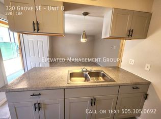 320 Grove St NE UNIT B, Albuquerque, NM 87108
