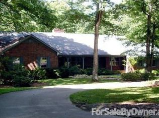 1108 Havenwood Dr, Signal Mountain, TN 37377