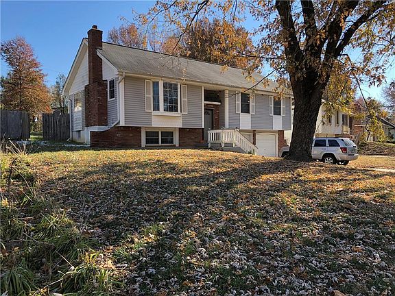 3rd image of 2505 Magnolia Ave