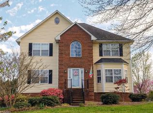 252 Country Cir, Advance, NC 27006