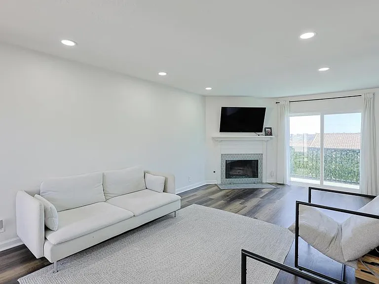 6931 Camino Revueltos — Photo 12