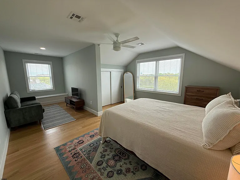 7607 Burk Ave — Photo 40