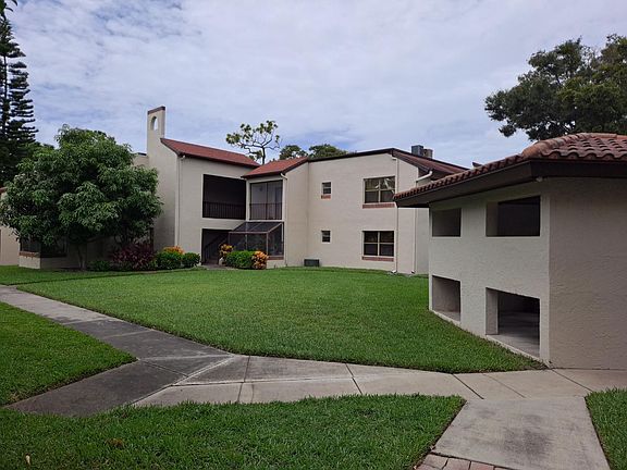 5th image of 2971 Estancia Blvd APT 323