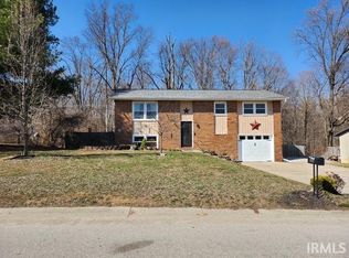 601 N Chandler Dr, Ellettsville, IN