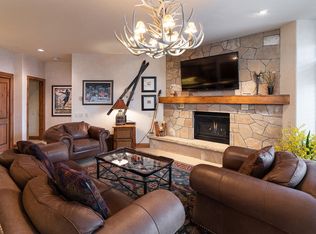 160 Cresta Rd #R-201, Edwards, CO 81632